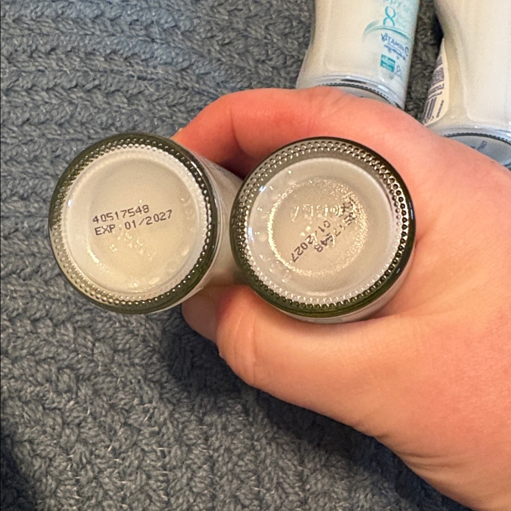 Nivea Brightening Happy Shave Deodorant - White - Picture 2 of 2